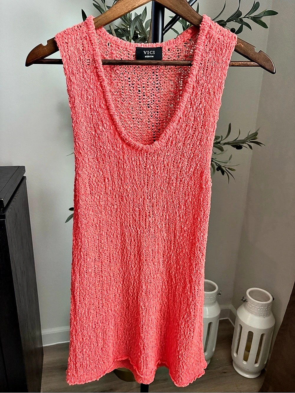 VICI Pink Mini Top Size Medium Like New